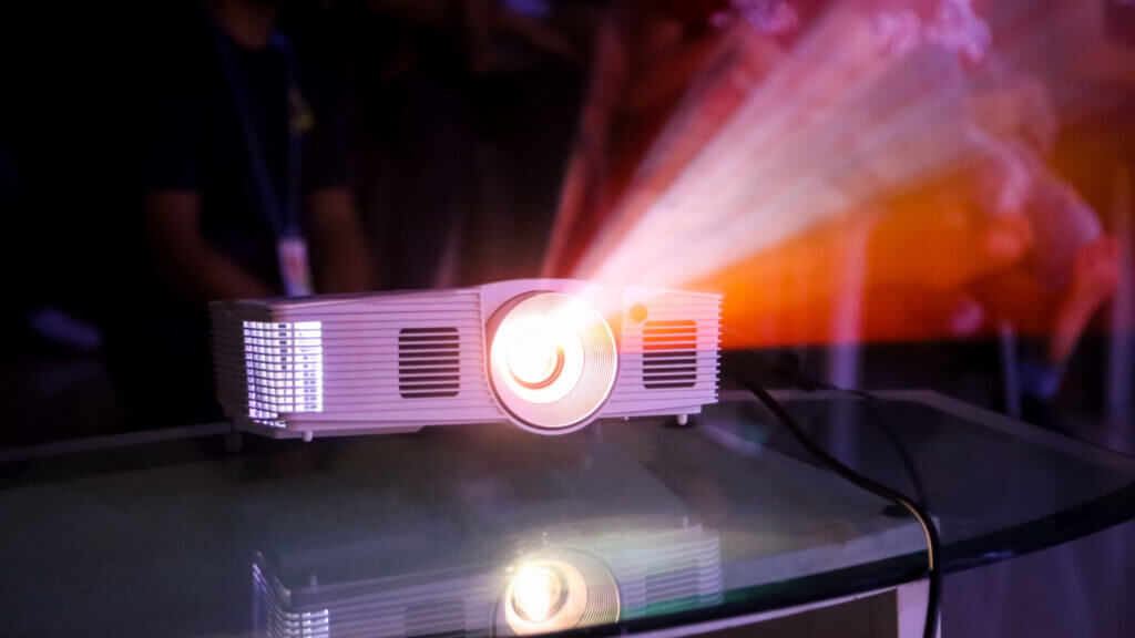 Best Projector in Toronto | How to Choose the Right One for Toronto Living